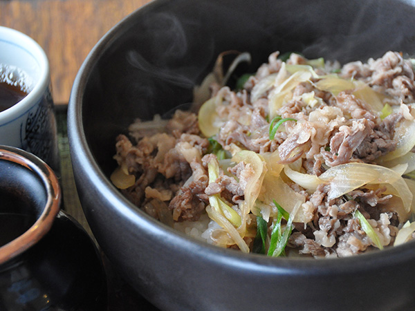 淡路石焼牛丼